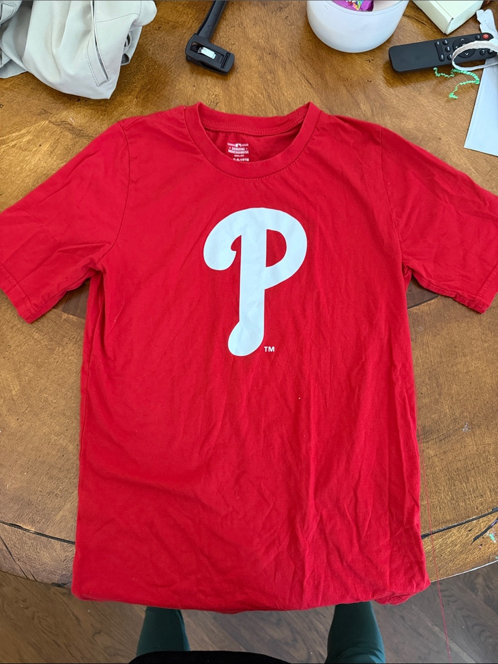 Genuine Merchandise Phillies Red Tee with White Logo Print